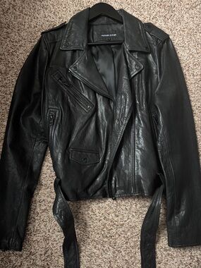 Wilson Black Leather Moto Jacket w belt beautiful and new Large 8/10